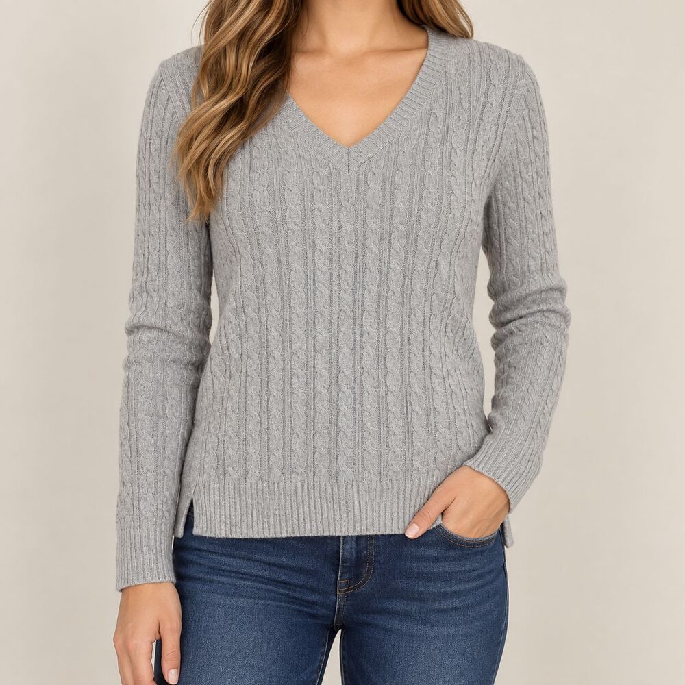 Croft & Barrow Gray Cable Knit V-Neck Sweater Women’s Size P/L 100% Cotton